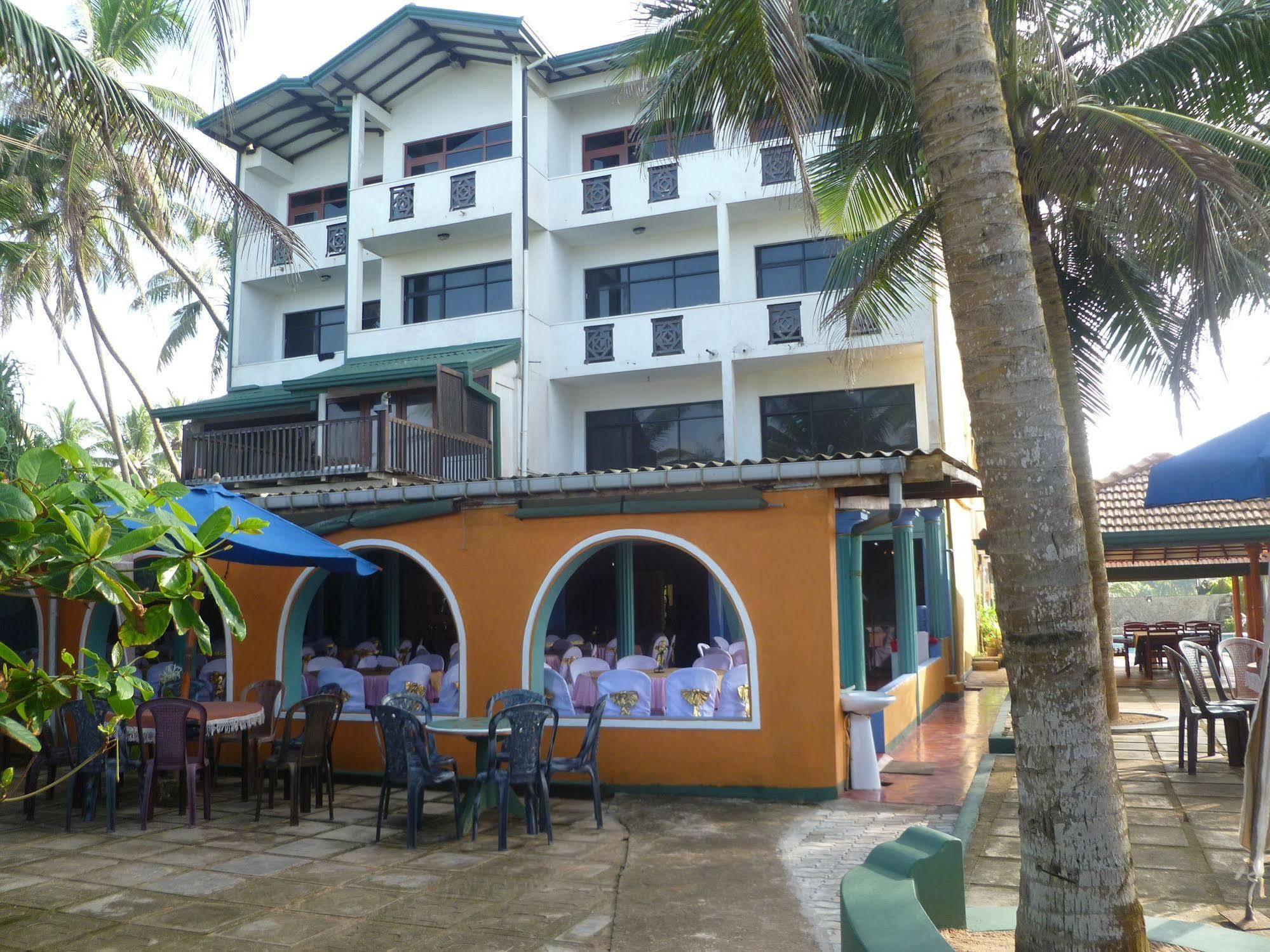 Southern Star Hotel Bentota Exterior photo